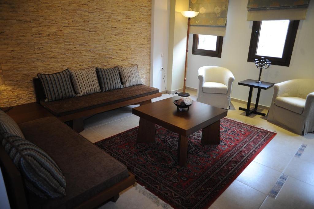 Agapi Luxury Hotel Káto Loutrákion Zimmer foto
