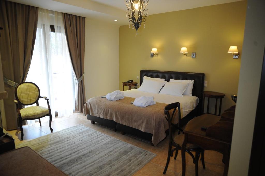 Agapi Luxury Hotel Káto Loutrákion Zimmer foto