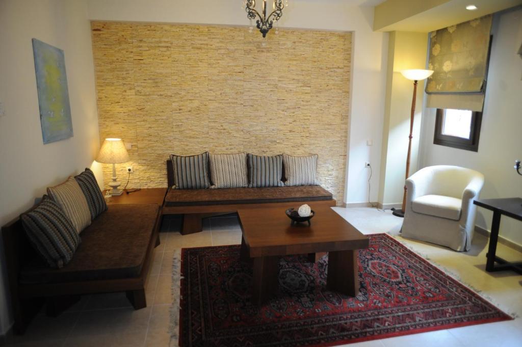 Agapi Luxury Hotel Káto Loutrákion Zimmer foto